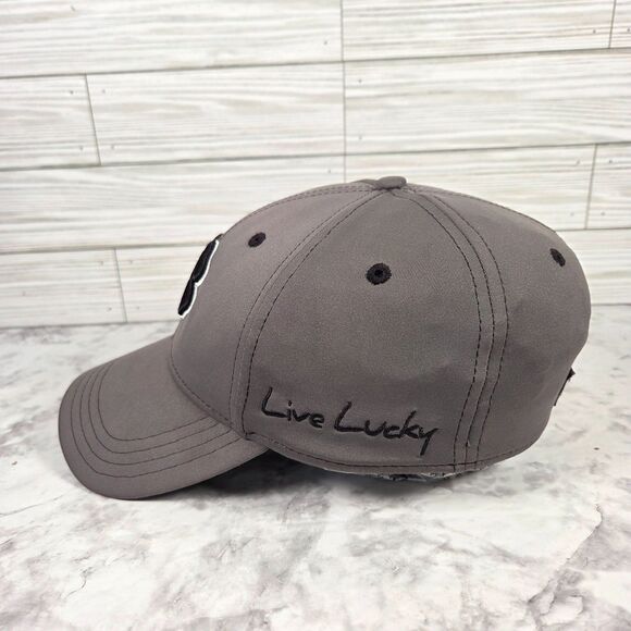 Black Clover Live Lucky Premium Grey Hat Men S/M Stretch Fitted 3D Embroidery - Picture 2 of 7